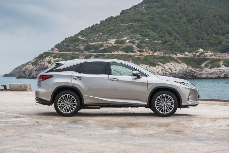  Lexus RX450h 2019 года  (WW) (фото 15 из 97)